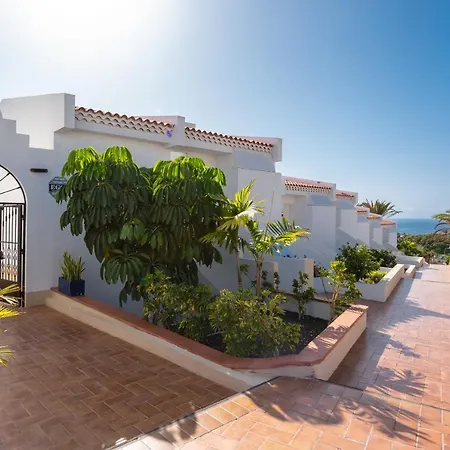 Haciendas Village Tenerife アデヘ