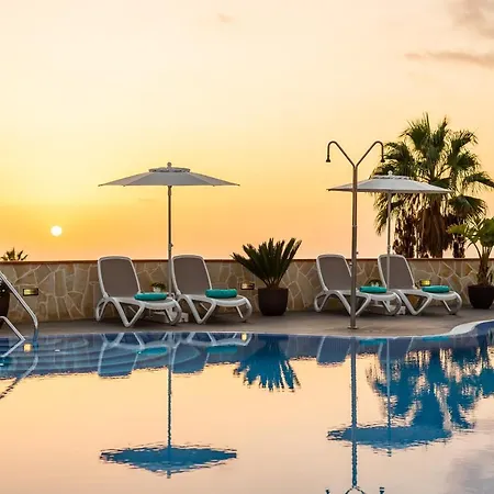 Haciendas Village Tenerife アデヘ