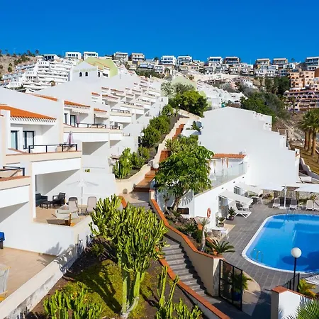 Haciendas Village Tenerife 아데제