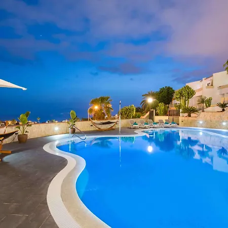 Haciendas Village Tenerife 호텔 아데제